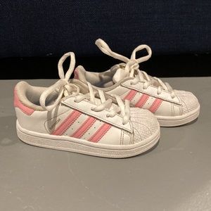 Adidas shoes for toldder  girl size 9k